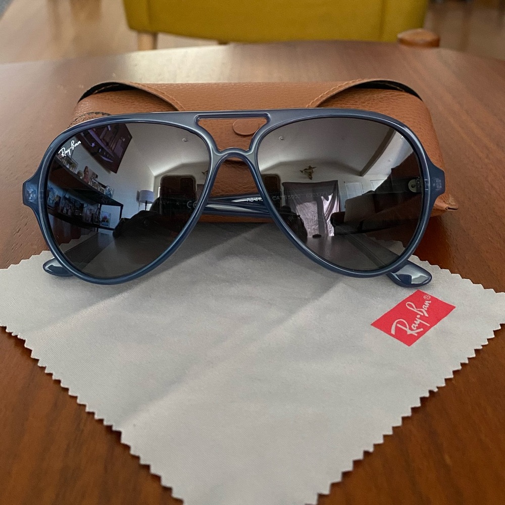 Rayban 4125 blue sunglasses